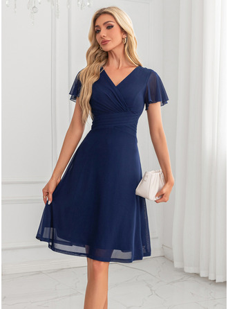 V-Neck A-line Spandex Midi Dress (295305434)